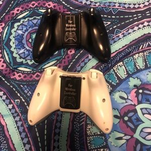 Xbox 360 games and controllers